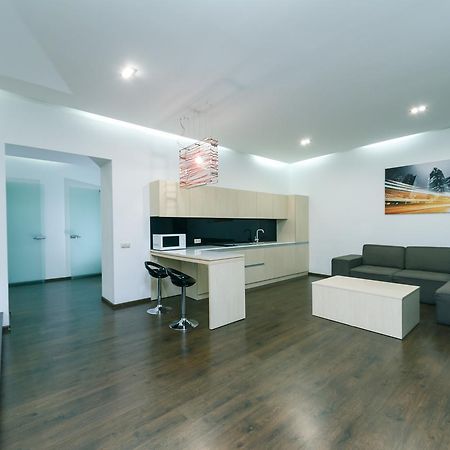 Kreschatik 21 With Terrace 2Br Kijów Zewnętrze zdjęcie