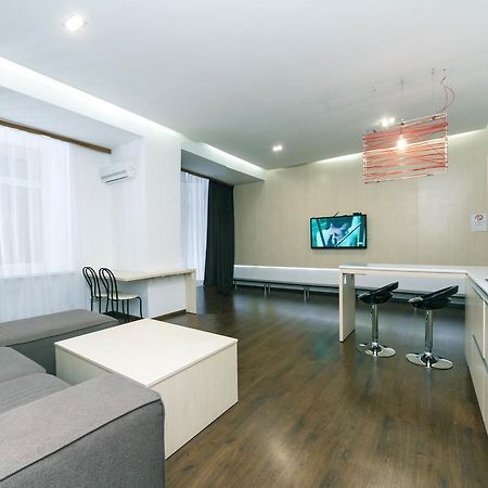 Kreschatik 21 With Terrace 2Br Kijów Zewnętrze zdjęcie