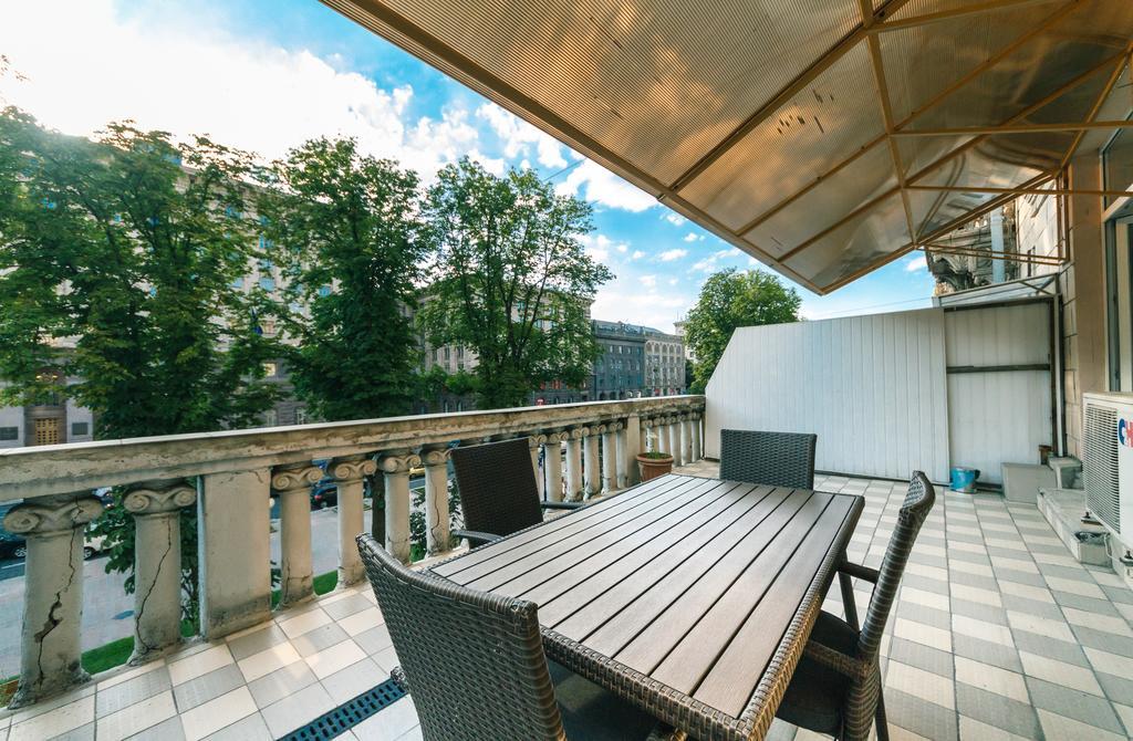Kreschatik 21 With Terrace 2Br Kijów Zewnętrze zdjęcie